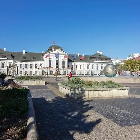 Apartamento Cozy 2br In Heart Of Old Town