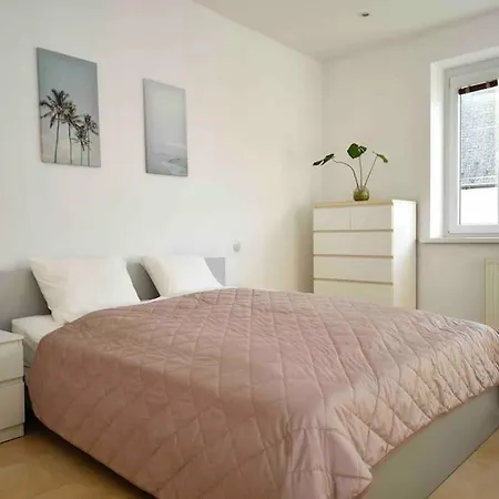 Apartamento Cozy 2br In Heart Of Old Town Bratislava