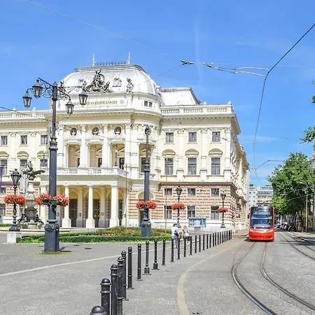 Cozy 2br In Heart Of Old Town * Bratysława