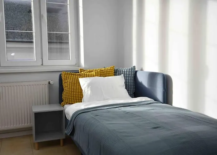 Апартаменты Cozy 2br In Heart Of Old Town