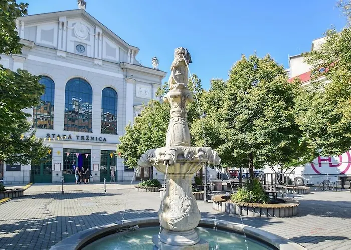 Cozy 2br In Heart Of Old Town Апартаменты *